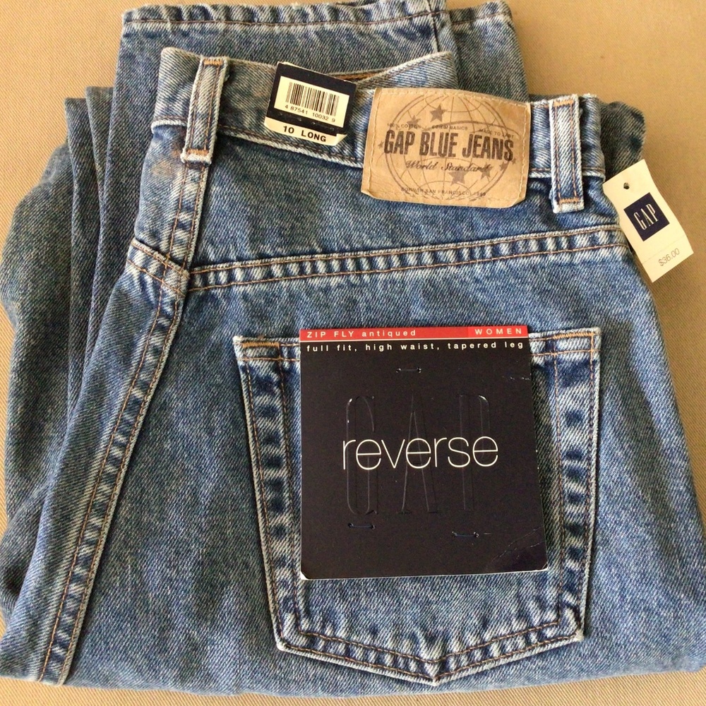 GAP Reverse Fit Blue Jeans NWT